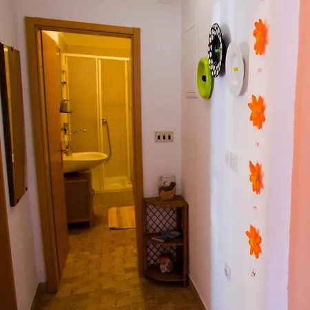 Appartement With Parking Space Vrbnik, Krk - 5392