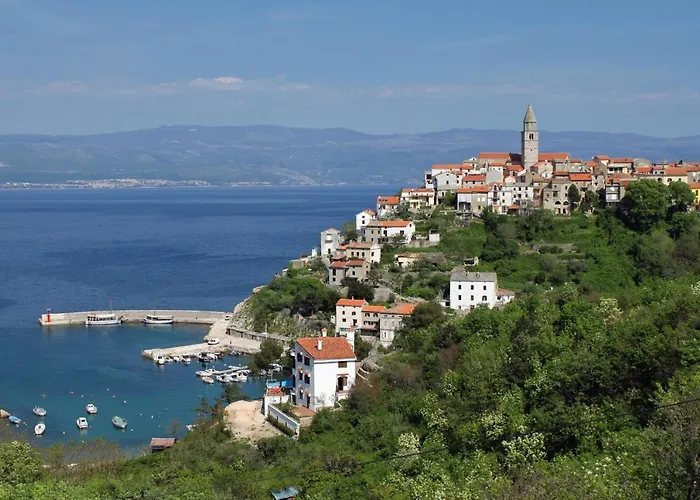 With Parking Space Vrbnik, Krk - 5392 Apartman *