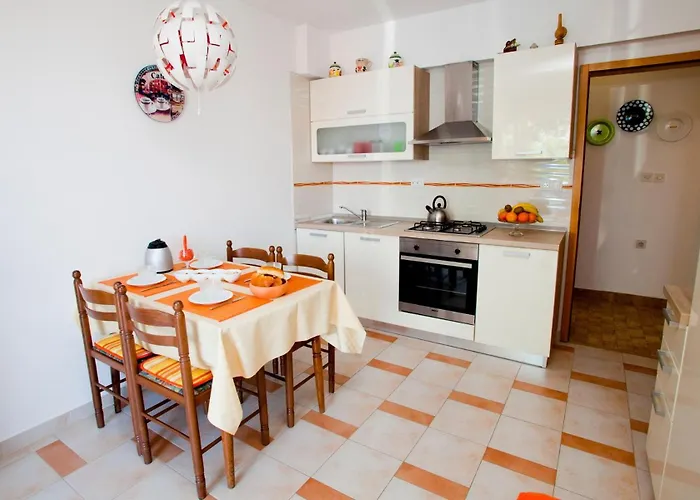 With Parking Space Vrbnik, Krk - 5392 Apartman