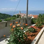 Apartment With Parking Space Vrbnik, Krk - 5392 *